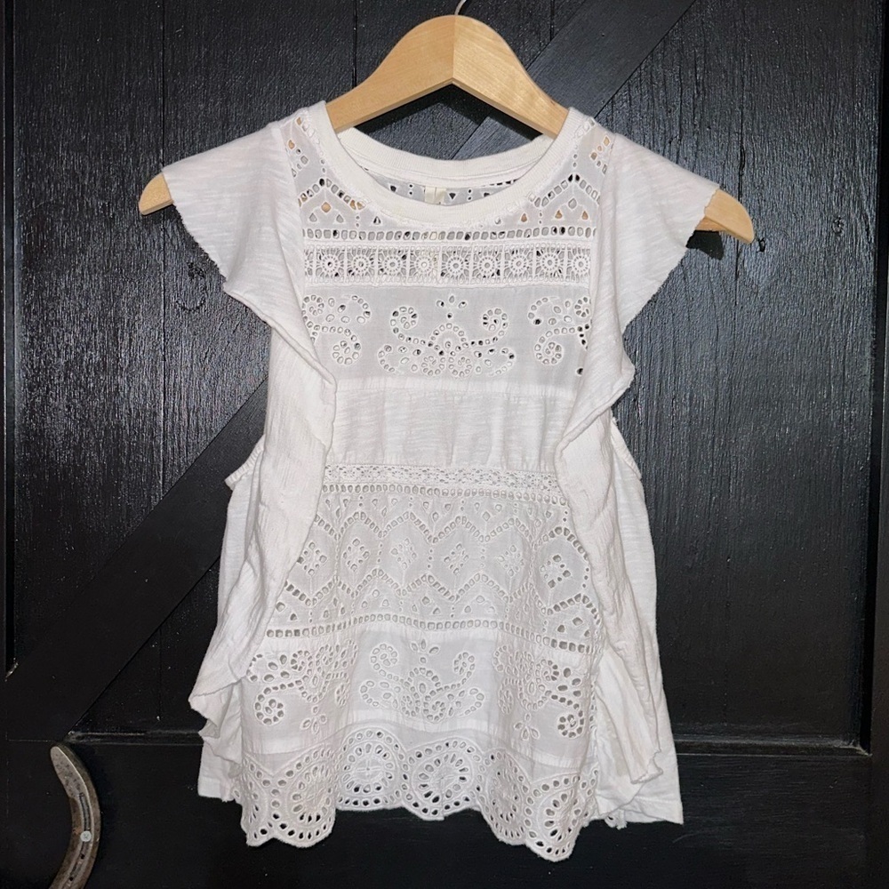 By Anthropologie Sustainable Embroidered Eyelet Lace Boho White Feminine Tank - Picture 4 of 11